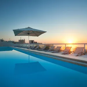 **** Hotell The George, Urban Boutique Malta